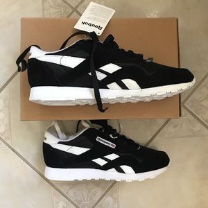 Reebok Shoes - WOMENS CLASSIC REEBOKS Reebok Shoes - WOMENS CLASSIC REEBOKS